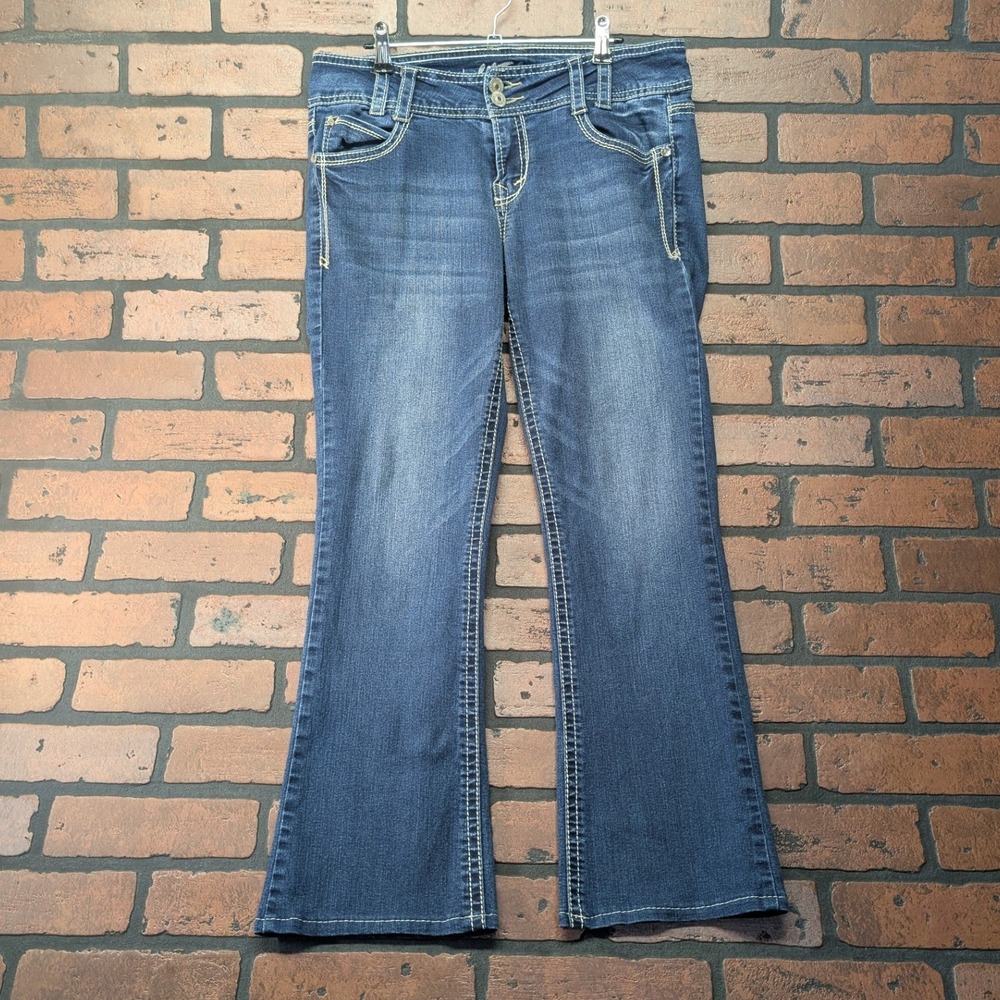 Wallflower Mid Rise‎ Bootcut Flare Jeans Rhinestone Flap Pockets Size 9 Stretch